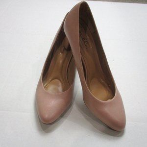 Abella True Comfort Taupe Heels
